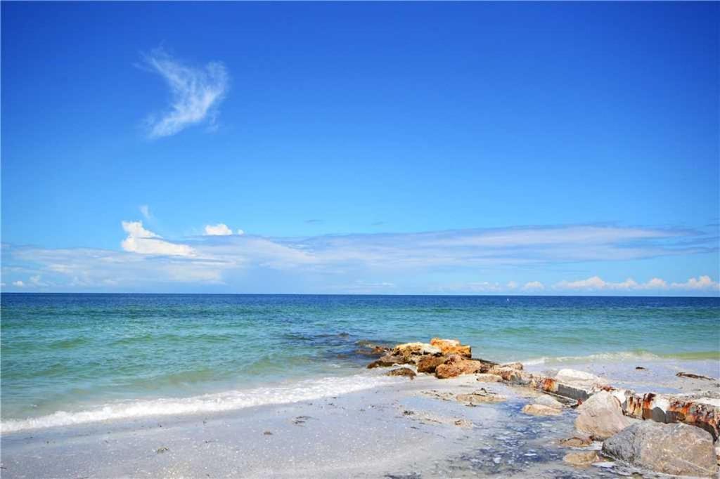 Sand Pearl 1406, 2 Bedrooms, Diamond Rated, Pool, Gym, Sleeps 6 Clearwater Beach Exterior foto